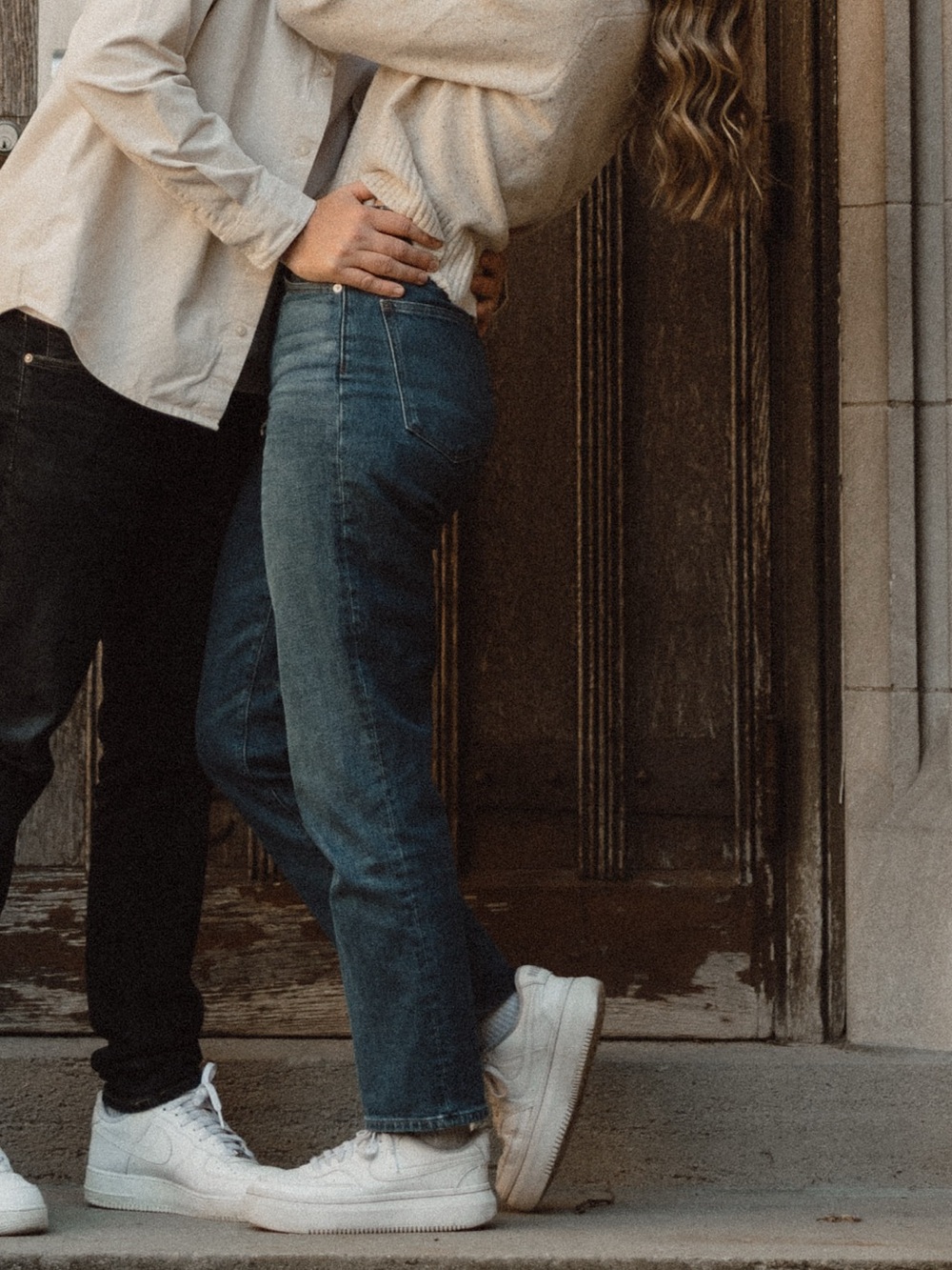 Madewell High-Rise Jeans in Dark Blue - "curvy perfect vintage straight Jean"